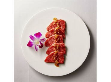 焼肉　牛兵衛 新しいお店でみんな一緒にスタート！
楽しく働ける＆友達も増えるチャンス★
今だけのオープニング募集です！