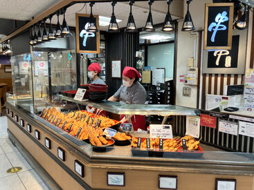 ★履歴書不要
★友達と応募OK
★短期OK
→お気軽にご応募ください♪