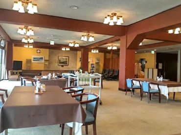 ＼大手グループだから働きやすい♪／
★嬉しい社割あり！
★シフト決定は15日ごとでOK！
履歴書は不要です◎