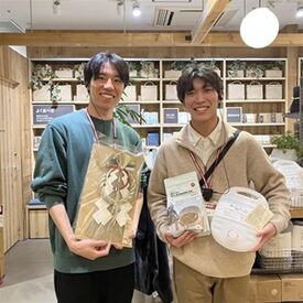 無印良品　イオンモール柏 無印が好き・接客が好き…まずはそんなキッカケでOK
接客応対や売り場作り、情報発信など多様な業務◎
好きや得意を活かせます！