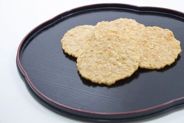 ファッション人材リンク株式会社【FJL】 ﾟ*｡☆ NEWスタッフ募集 ☆。*ﾟ
新大阪駅でのお土産販売STAFF
レジなし！未経験でも安心の職場♪
福利厚生充実・日週払い有