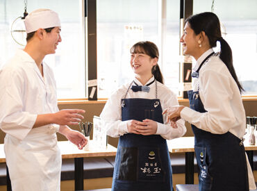 まずは元気に”いらっしゃいませ”が言えたらOK◎
分からないことがあれば何でも先輩へ相談してくださいね！