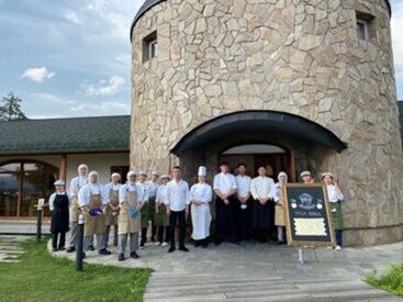 スタッフ同士の連携が良く、明るくて相談しやすい雰囲気です。新しい仲間もすぐに馴染めます♪