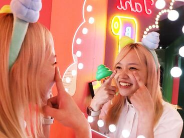 360度フォトジェニック空間*
お客様にお願いされて写真を撮ることも♪
人と接するのが好きな方にピッタリです!