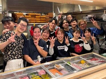 財布とお腹に嬉しい0円まかないが魅力♪
これを楽しみにバイトに来ているスタッフも◎