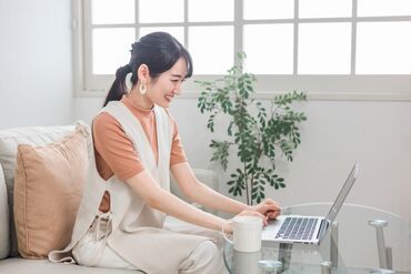 株式会社REVA ≪在宅で働きたい方、必見★≫
平日のみ＆完全在宅のお仕事♪
1日3h～OKだから、スキマ時間に効率よく働ける♪