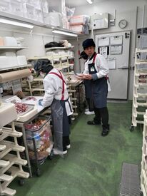幅広い年代が活躍中♪
マルショク石丸店で、
あなたらしい働き方を見つけませんか？
新しい仲間を待っています！