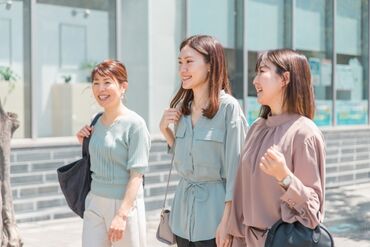 キャリアリンク株式会社　※東証プライム上場/JFP140613 経験ゼロからのスタート。
“不安”を“自信”に変える場所★
第二新卒・フリーター歓迎！成長できる仕事、あります