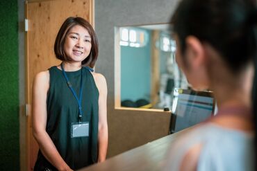 受付スタッフの経験がなくても大丈夫◎
まずは見学からでもOK