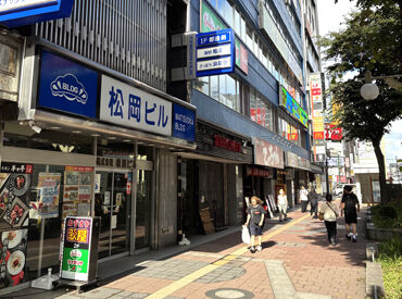 焼鳥 とり福 ＜すすきの駅2番出口でて徒歩1分！＞
松岡ビルが目印です★お店は地下1階にあります◎