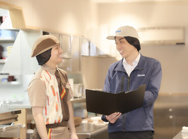 「短時間で無理なく働ける」
「シフトの相談も気軽にしやすい」
そんなスタッフの声も多数♪