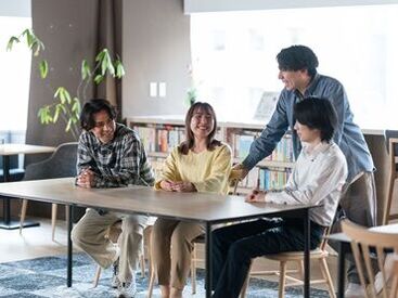 株式会社エイジプラス 親会社は東証プライム上場企業の株式会社鎌倉新書
安定した環境で働きたい方に◎
履歴書不要なのでまずは気軽にご応募ください＊