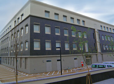 ▼伏見青少年活動センター
若者が多文化共生へ、一歩踏み出せる、
若者と良い気が出逢う__そんな場所を目指しています。