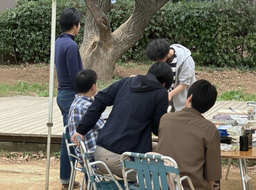 リモートワークが基本ですが、もちろん自由参加でこんな風に集まる日も。