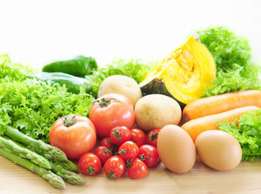 日常生活を支えるスーパーで
お客様とのコミュニケーションを通して
やりがい感じられるお仕事!