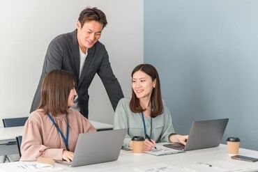 週払いOK&有給あり!
安定して続けやすい環境です♪
選べる期間×柔軟シフトで家庭と両立