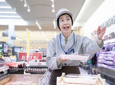 未経験の方もお仕事にブランクのある方も大歓迎♪
先輩スタッフがイチから丁寧にサポートするので
安心してくださいね◎