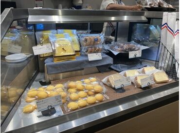 スタッフ同士仲良し♪
初めての方もすぐ馴染める温かい雰囲気★
困ったときはみんなでフォローします！