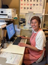 慣れるまでは既存スタッフと一緒に！
未経験でも安心して働けます♪