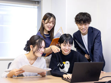 未経験大歓迎！
営業感のないコールセンターだから始めやすい♪
簡単な作業だけでしっかり稼げます◎