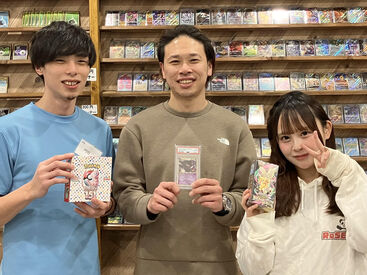 RoSEトレカ 広島本店　※2023年9月OPEN ＼新進気鋭の話題のトレカ専門店／
知識はゼロでもOK！
トレカ専門店では珍しい、カフェ風で
スタイリッシュな店内で働けます♪