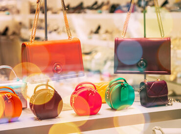 ハイブランドの裏側に潜入っ!
フルタイムで安定して稼げるのも嬉しいPoint★