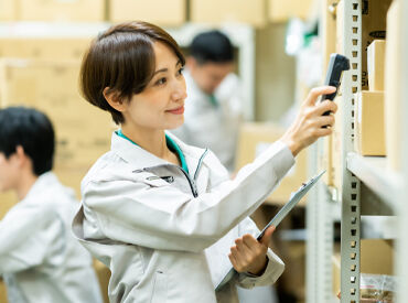 自前の動きやすい格好でも、制服貸し出しもOKです!!
作業場所は少し寒いので、
ジャンバー&ニット帽がおススメ◎