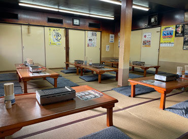 『店舗管理にも興味がある！』
そんな方も必見ですよ◎
創業57年の歴史あるお店で学べるチャンス★
まずはお気軽にご応募を！