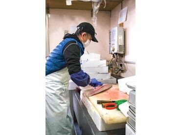 明るく前向きな気持ちがあればOK♪
先輩がそばでフォローしてくれるので、初めてでも安心です！