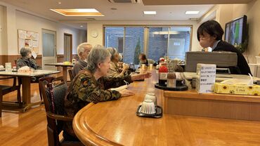 社会福祉法人高坂福祉会　寿シニアハウス平針 ブランクがある方や、未経験の方も安心◎
経験問わず、先輩スタッフがしっかり
レクチャー&サポートをしますね♪