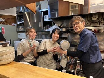 野ら田 20代女性スタッフ活躍中★
みんなとってもフレンドリーだから
新しい友達もすぐにできるかも♪
オシャレも勿論OK！