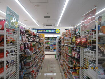ターミナル駅構内という好立地♪
雨に濡れず、日に焼けず…
通勤ラクラクなのが人気のポイント◎
