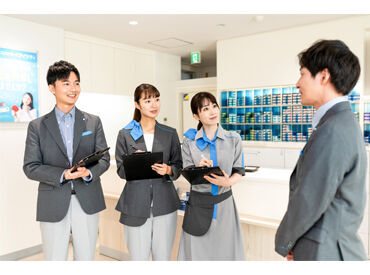 20～30代を中心に幅広い世代が活躍中！
週2日～シフトも柔軟に対応◎
学業/本業/ご家庭との両立も可能！