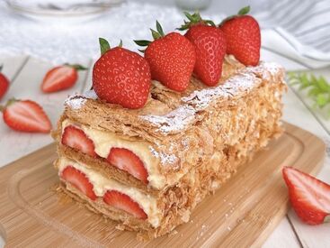 ファッション人材リンク株式会社【FJL】 ﾟ*｡☆ NEWスタッフ募集 ☆。*ﾟ
幅広い年代が活躍中！
人気のスイーツSHOP★
20代～30代女性STAFF活躍中♪