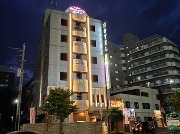 【022】Hotel エモエモ リニューアルオープンしたばかり！
初めてのバイトもOK！