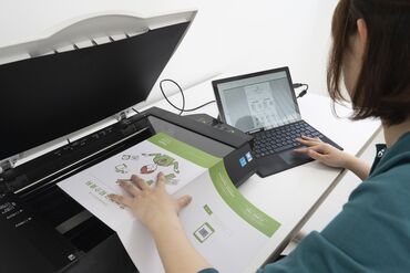 株式会社誠勝 アート作品や文化財、有名タイトルのデジタル化に携わるお仕事♪
週休3日◎しっかりお休みも取りながら、安定して働けます♪