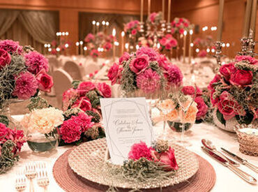 ≪仕事は幸せ空間のお手伝い♪≫
素敵な空気に包まれながらお金も稼げちゃう◎
”自分らしい”働き方ができる♪