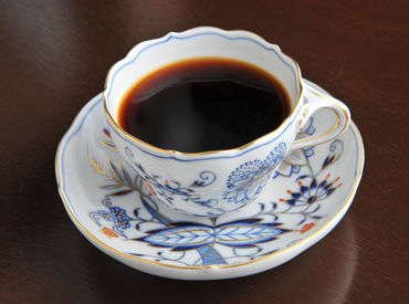 *嬉しい特典*
◇従業員割引20%オフ‼
◇こだわりの珈琲が無料で飲める◎
◇おいしい珈琲の入れ方も学べる♪