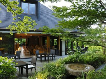 カフェ&ガーデン しらさぎ邸 週3日から未経験OK！
楽しく働けるカフェスタッフ★