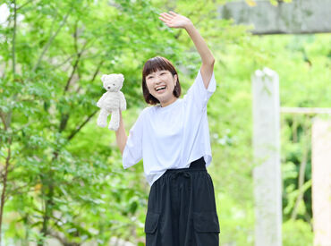 2026年の年末まで稼ぎたい方必見！
フルタイム勤務×ボーナス10～15万円で高収入Get♪
＜髪・服装・ピアス・ネイル自由◎＞