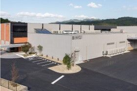 安定企業の食品工場でコツコツ働きたい方にピッタリ！
未経験でも始めやすく、長く続けやすい職場ですよ◎