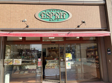 アクセスは八幡駅 徒歩2分とかなりの好立地♪お仕事帰りに駅前でお買い物や用事もすませられちゃいます！