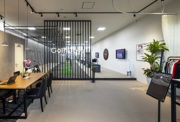 Golf Days ◎●未経験者歓迎●◎
スタッフ割引ありでゴルフ練習もお得♪
会員制だから落ち着いた雰囲気で働けます！