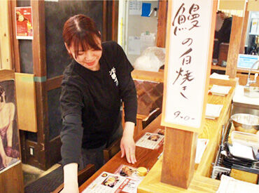 ご提供時のトークや
レジ、ハンディの使い方などは
一緒に接客しながら教えていきます♪