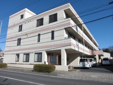 おおいケアセンターそよ風 ＼人柄重視の採用です！／
しっかりしたサポート体制で、安心して始められる環境♪
希望の働き方、お気軽にご相談を◎