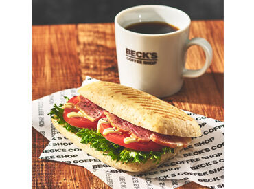 ≪昇給制度あり≫定期的に責任者と面談があり、
スキルを習得すると時給UP!