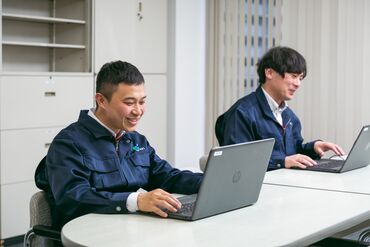 主婦(夫)さんの職場復帰にもオススメ！
完全週休二日制＆土日祝休みで家庭との両立もしやすい環境です。