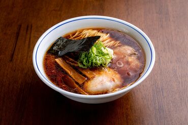 ”コミュニケーション取るのが好き”
”ラーメンが大好き”
といった理由でも大歓迎です！
まかないが無料◎