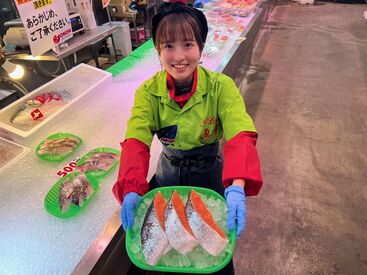 社員を目指したい方も大歓迎★
未経験でも月給25万円～！
好待遇で安心して働けます！