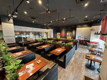 牛に恋してミート食堂　イオンモール各務原店 バイトデビューも大歓迎！
「前から興味あって…」「このお店が好きで」
応募理由は何でもOK♪今すぐ応募へGO☆